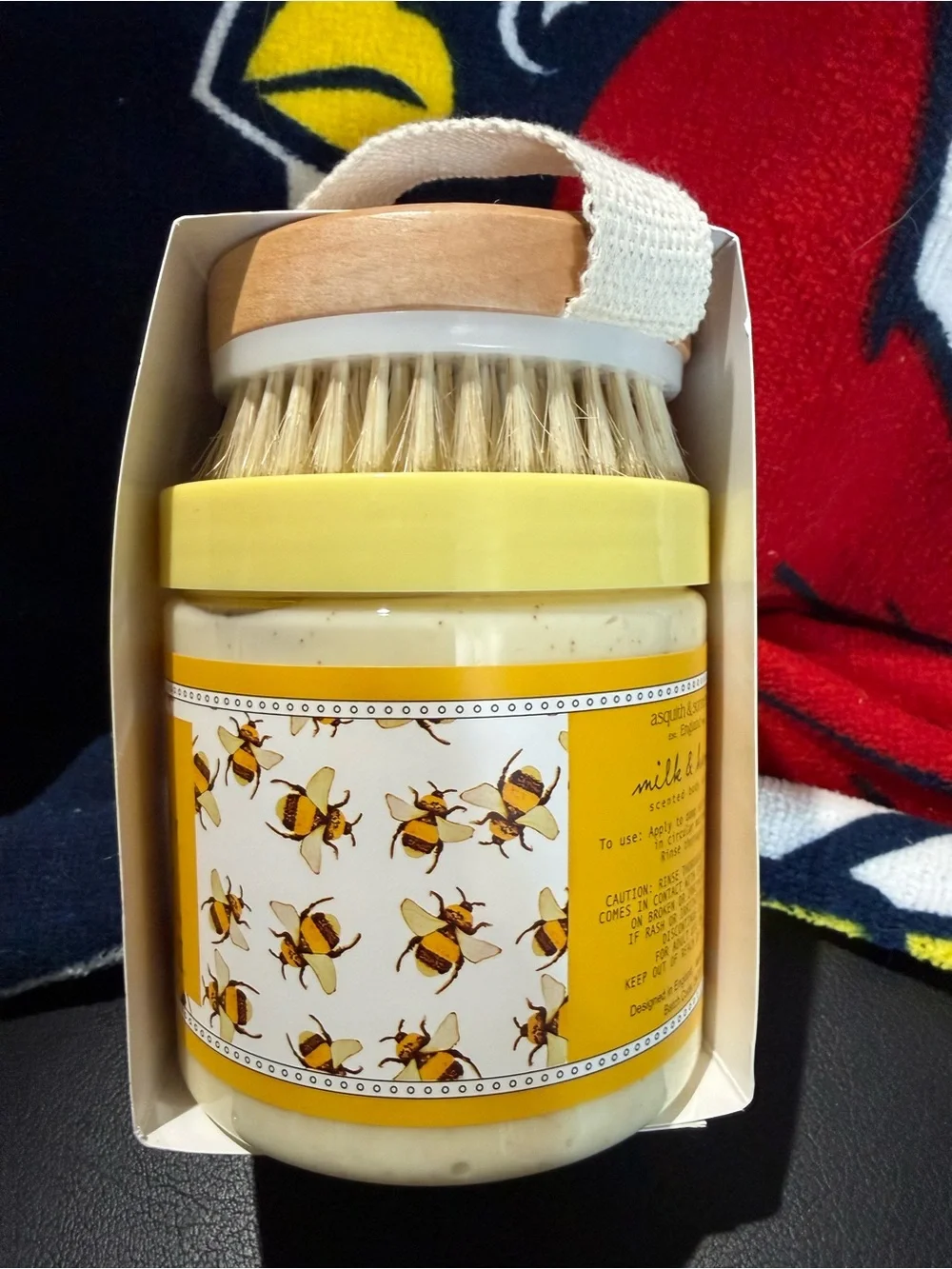 Don’t Worry Be happy Body Scrub Milk & Honey. 15.87 oz - Picture 3 of 4